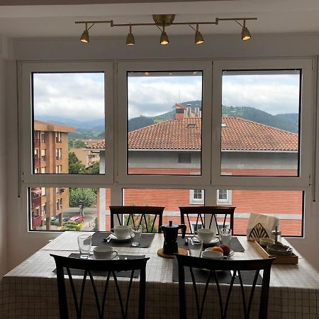 Ferienwohnung Piso Centrico Y Tranquilo En Gernika Exterior foto